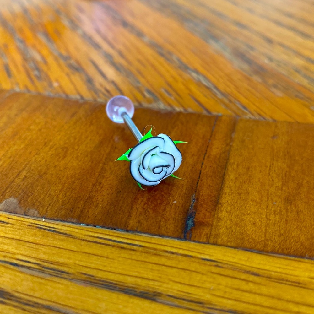 White Rose tongue ring